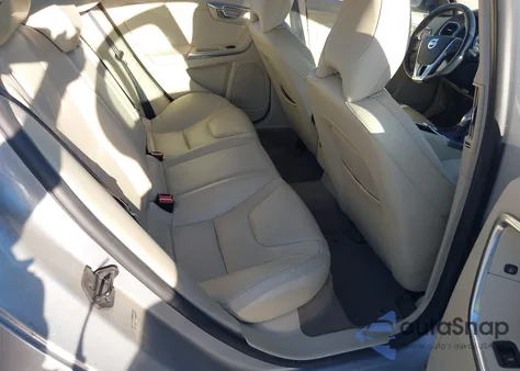 2013 Volvo S60 T5/T5 Platinum/T5 Premier/T5 Premier Plus из США, поврежденный, VIN YV1612FS4D2182205